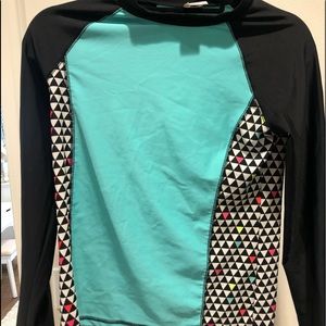 Beach waves rash guard